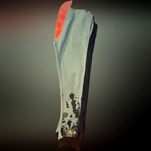 Jogging pants paint splash